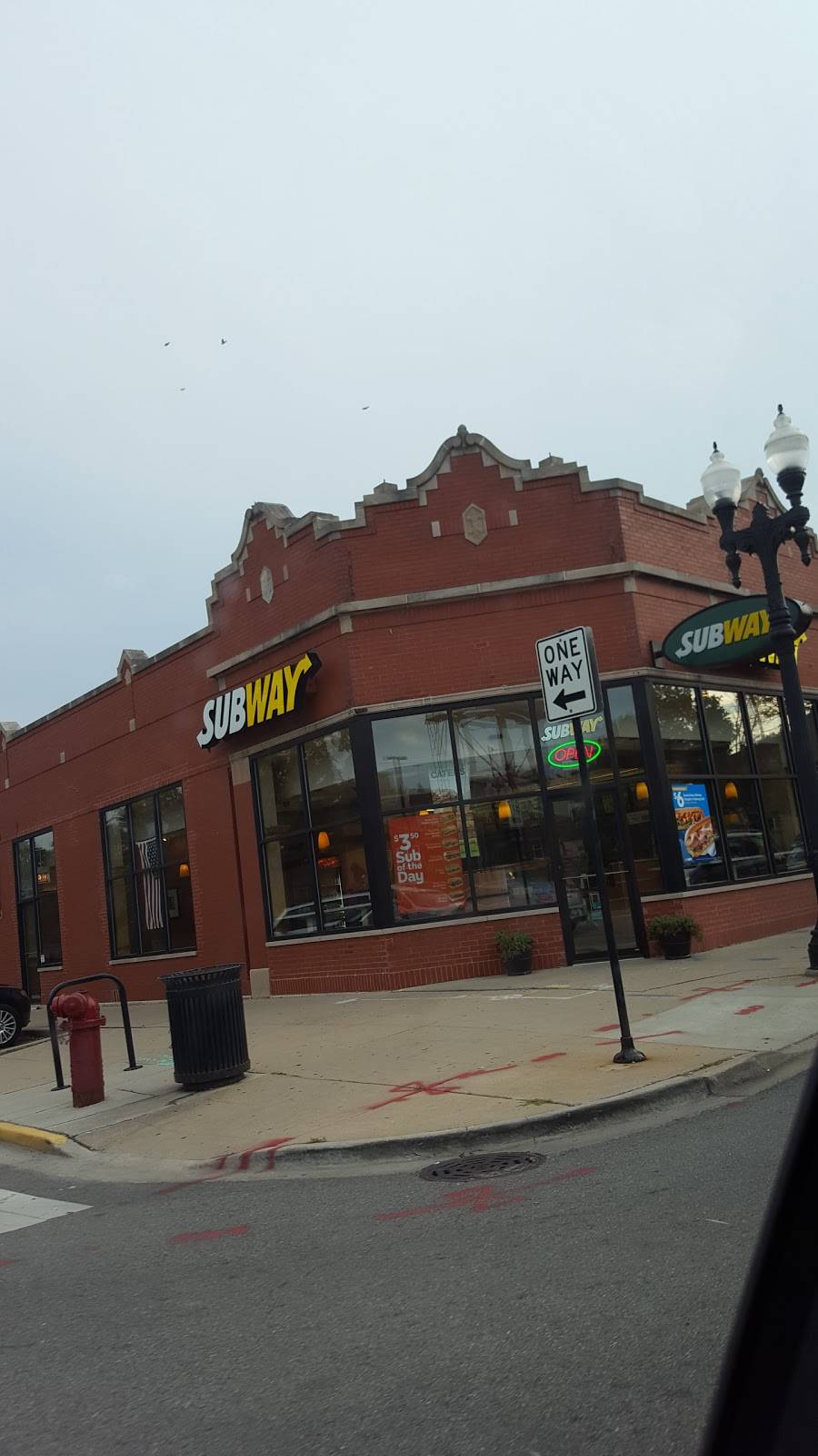 Subway Restaurants | restaurant | 1901 W 103rd St, Chicago, IL 60643, USA | 7739415856 OR +1 773-941-5856