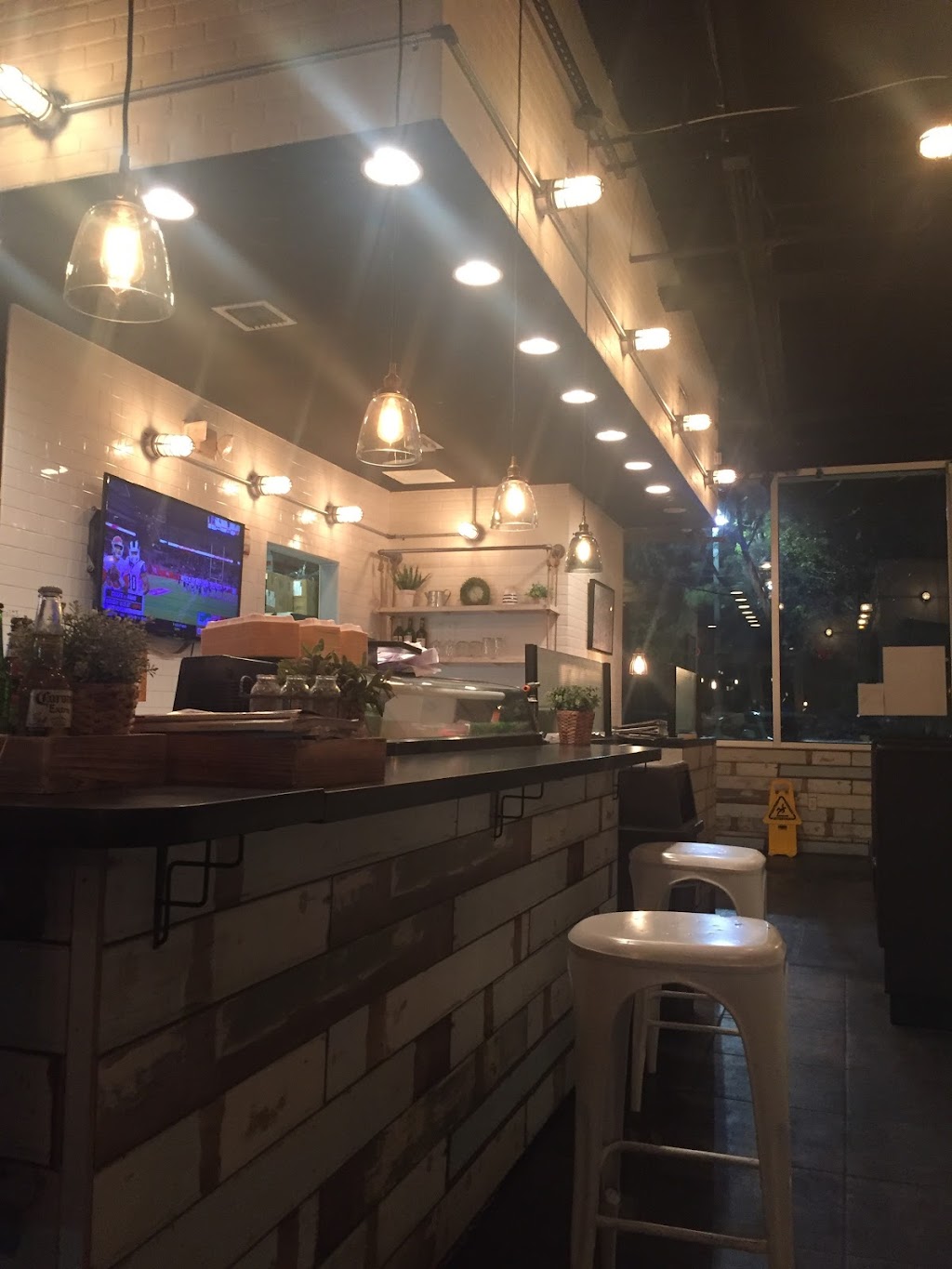 Iron Sushi | meal delivery | 16350 Dixie Hwy, North Miami Beach, FL 33160, USA | 3059452244 OR +1 305-945-2244