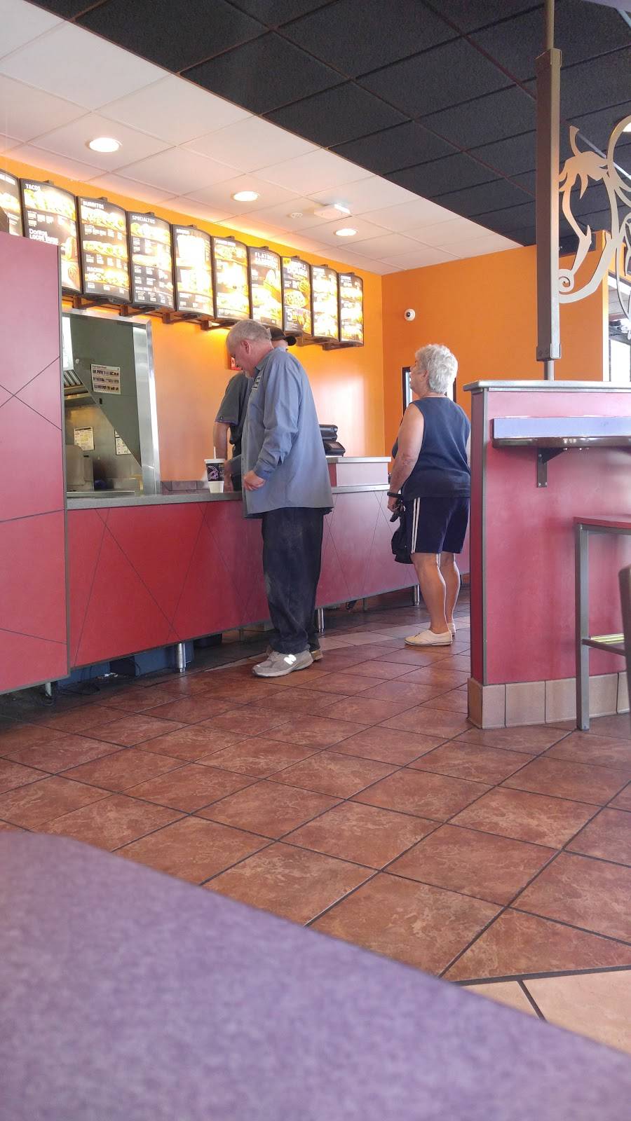 Taco Bell | meal takeaway | 18718 Fort St, Riverview, MI 48192, USA | 7342859091 OR +1 734-285-9091