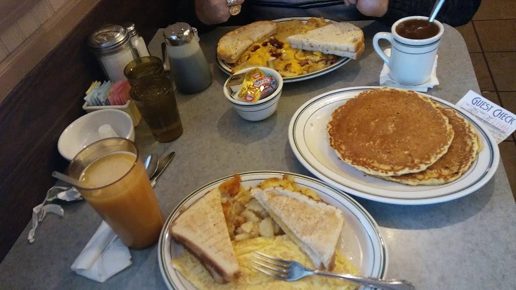 Meadow Hill Family Restaurants | restaurant | 2935 E Prospect Rd, York, PA 17402, USA | 7177550876 OR +1 717-755-0876