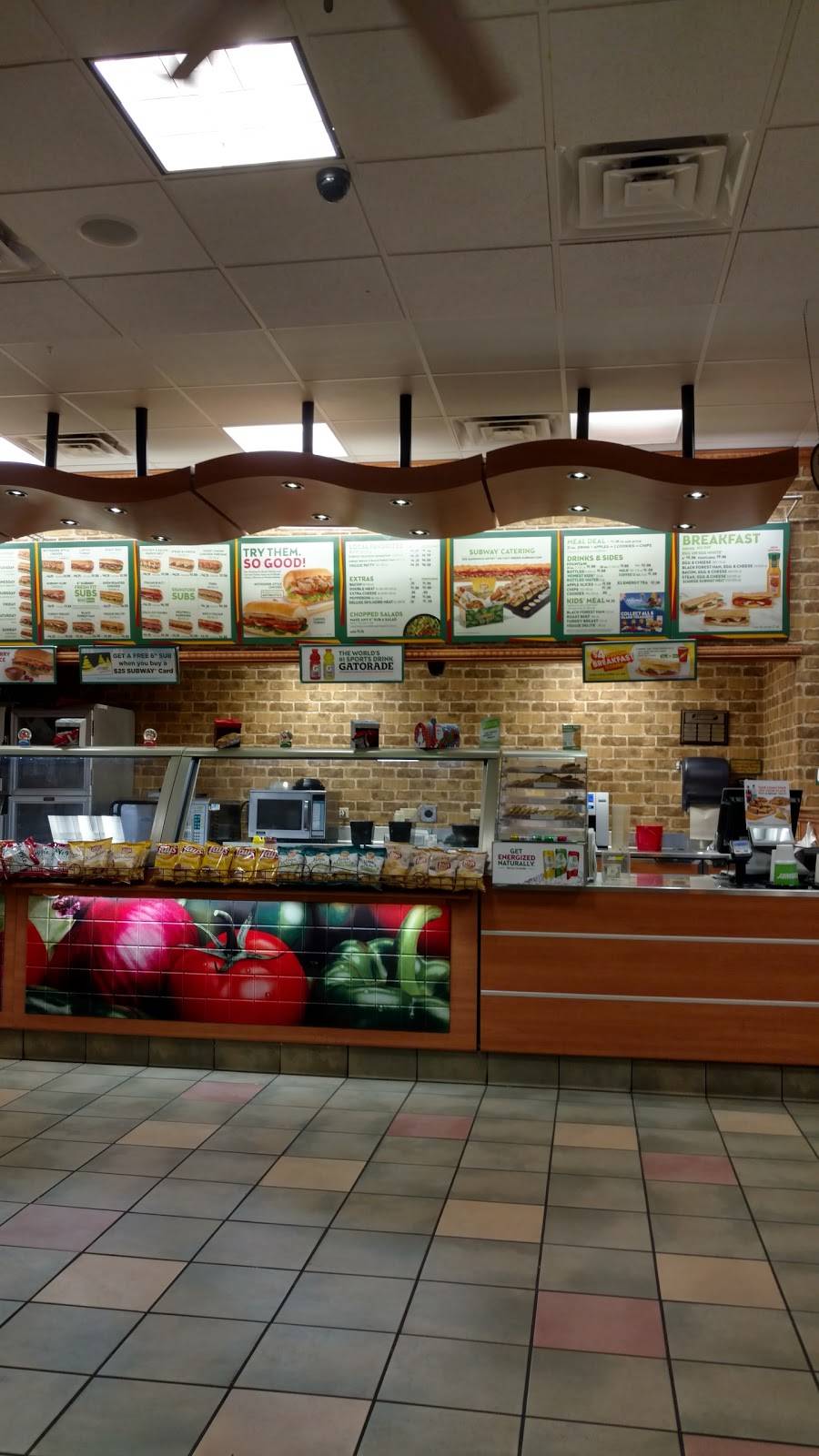 Subway | restaurant | 50 N Charles Richard Beall Blvd, DeBary, FL 32713, USA | 3866684901 OR +1 386-668-4901
