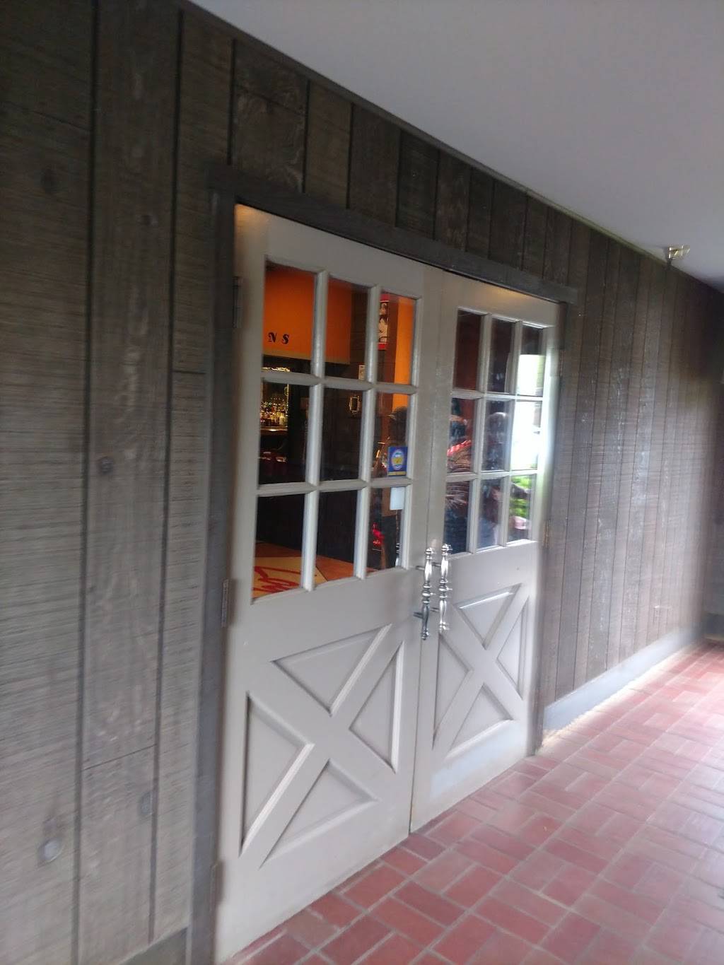 Logans Rib-Eye | restaurant | 100 S Fruitridge Ave, Terre Haute, IN 47803, USA | 8122359197 OR +1 812-235-9197