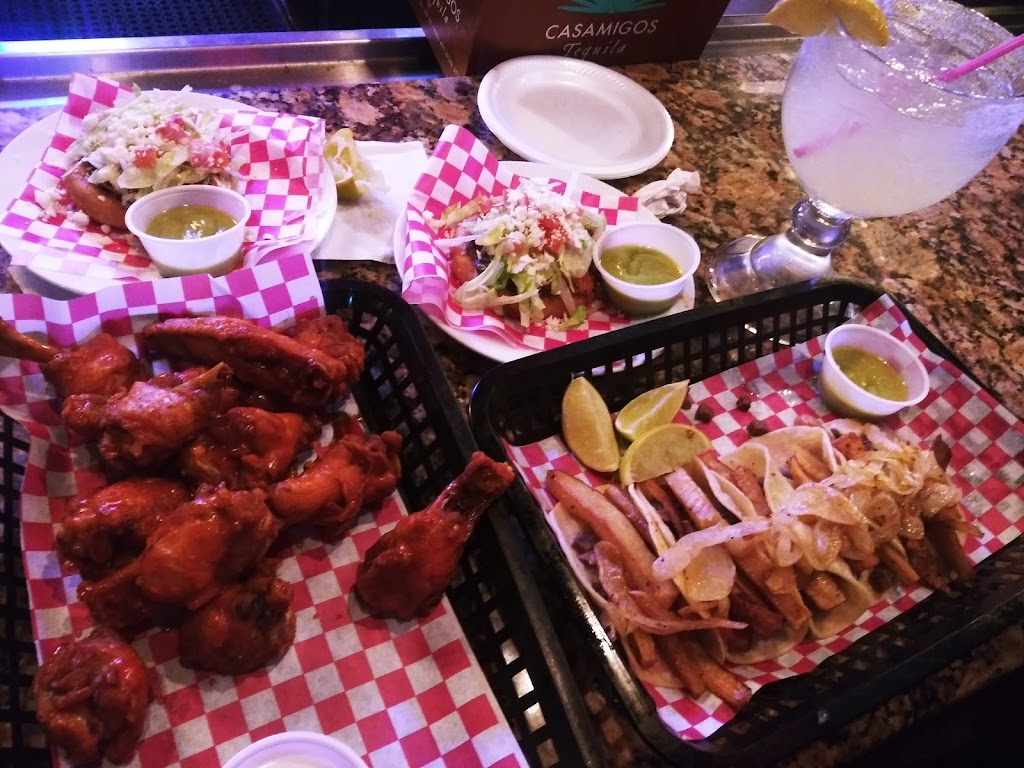 Public House Brownsville | restaurant | 3254 Boca Chica Blvd, Brownsville, TX 78521, USA | 9565257377 OR +1 956-525-7377