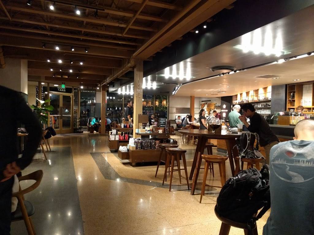 Starbucks | cafe | 490 El Camino Real, Redwood City, CA 94062, USA | 6507010112 OR +1 650-701-0112