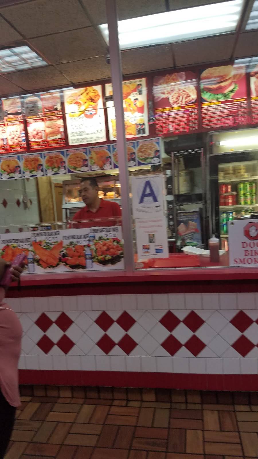 Kennedy Fried Chicken | restaurant | 2310 Grand Concourse, The Bronx, NY 10457, USA | 7183294139 OR +1 718-329-4139