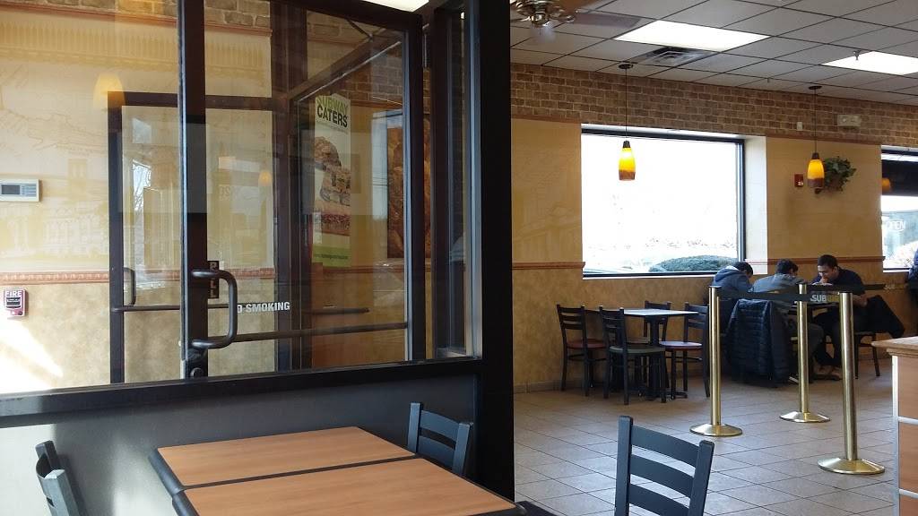 Subway | restaurant | 1620 Penfield Rd, Rochester, NY 14625, USA | 5852031230 OR +1 585-203-1230