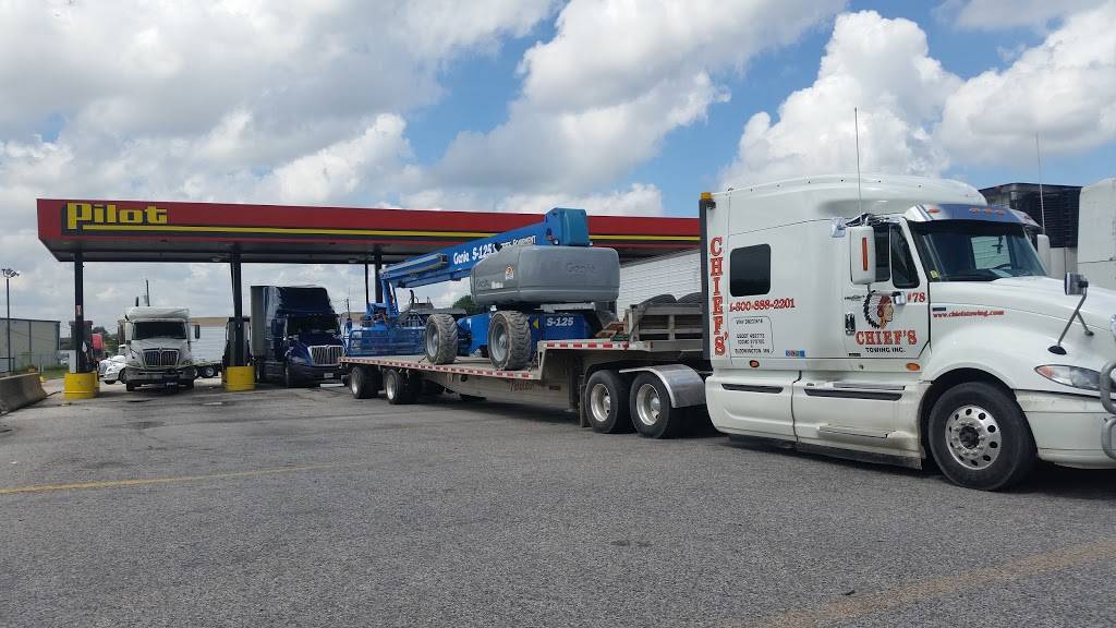 Pilot Travel Center | restaurant | 4440 N McCarty St, Houston, TX 77013, USA | 7136753375 OR +1 713-675-3375