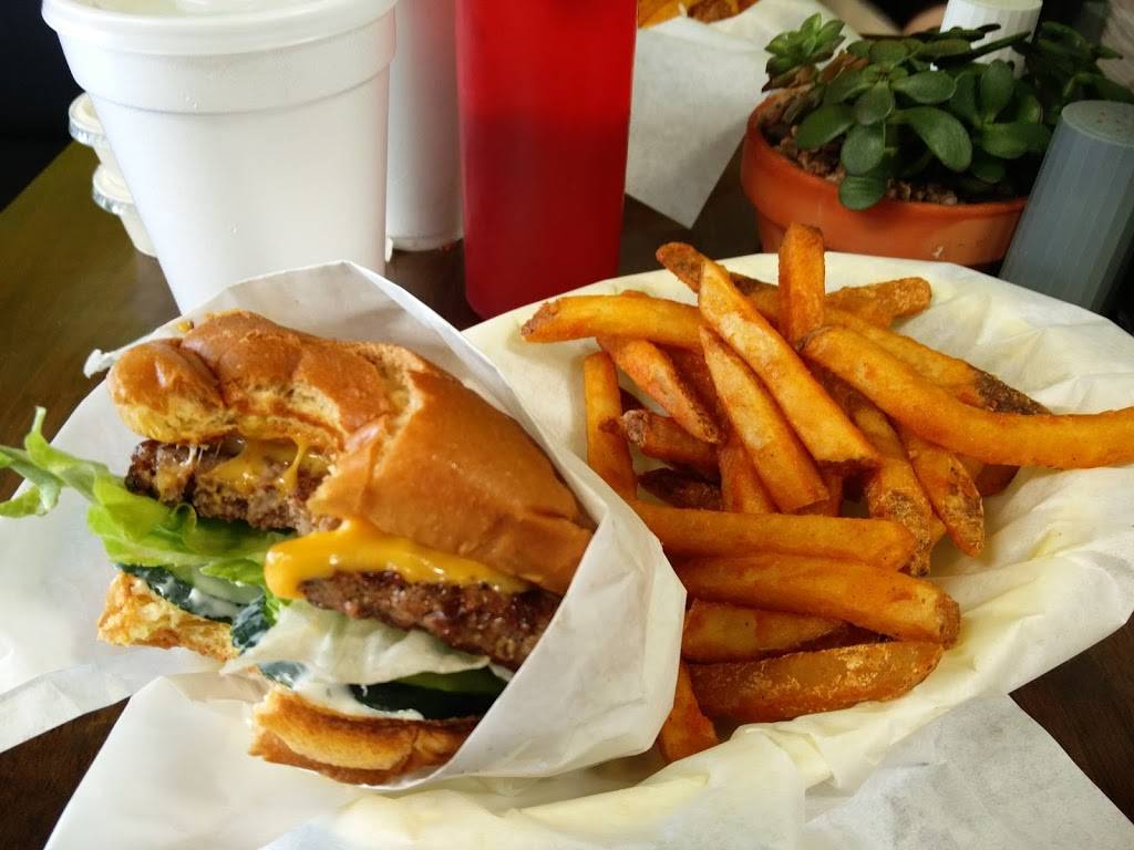 Better Fresh Burgers (BFB) | restaurant | 101 N Victory Blvd, Burbank, CA 91506, USA | 7474771860 OR +1 747-477-1860