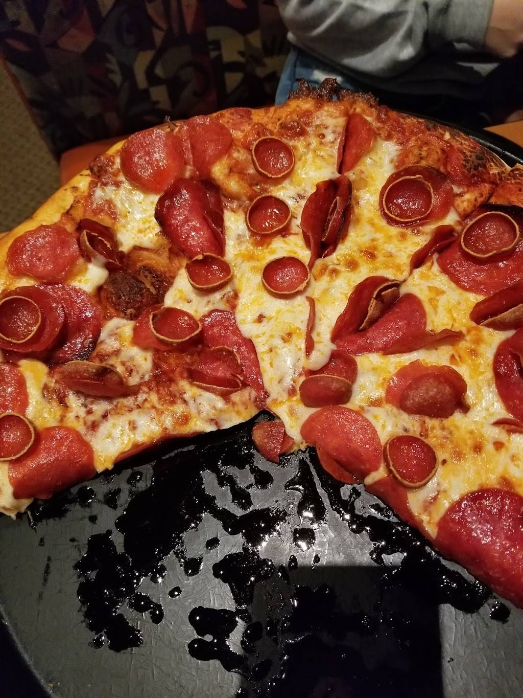 Round Table Pizza | meal delivery | 4751 Galleria Pkwy #101, Sparks, NV 89436, USA | 7756261350 OR +1 775-626-1350