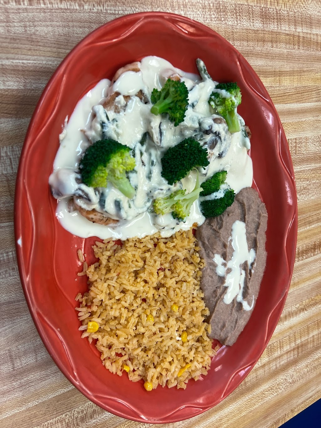 Mi Placita Mexico Clasico | restaurant | 1726 E Riverside Blvd, Loves Park, IL 61111, USA | 7603333354 OR +1 760-333-3354