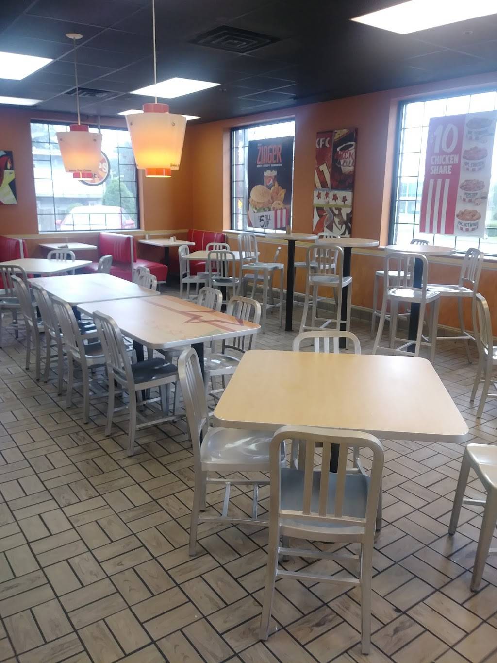 KFC | restaurant | 1907 N High St, Millville, NJ 08332, USA | 8568254875 OR +1 856-825-4875