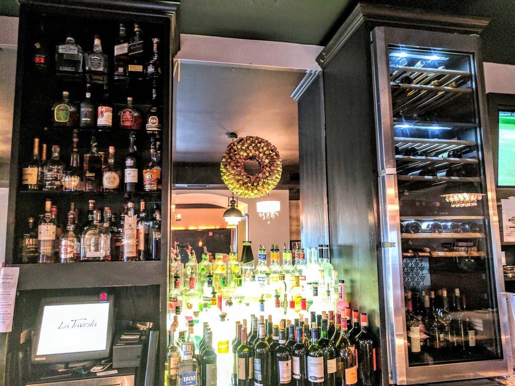 La Tavola | restaurant | 702 Highland Ave, Waterbury, CT 06708, USA | 2037552211 OR +1 203-755-2211