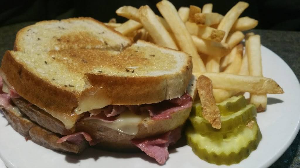 Villagers Restaurant | restaurant | 1121 N Saginaw St #7, Holly, MI 48442, USA | 2486342600 OR +1 248-634-2600