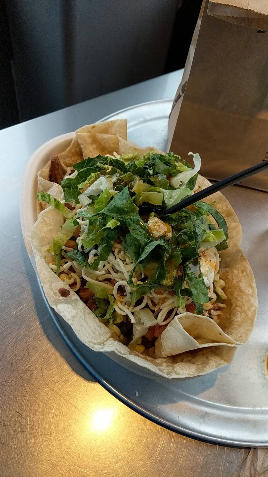 Chipotle Mexican Grill | restaurant | 2204 W 12th St, Erie, PA 16505, USA | 8144543464 OR +1 814-454-3464