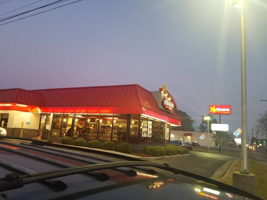 Hardees | restaurant | 120 E 10th St, Roanoke Rapids, NC 27870, USA | 2525373619 OR +1 252-537-3619