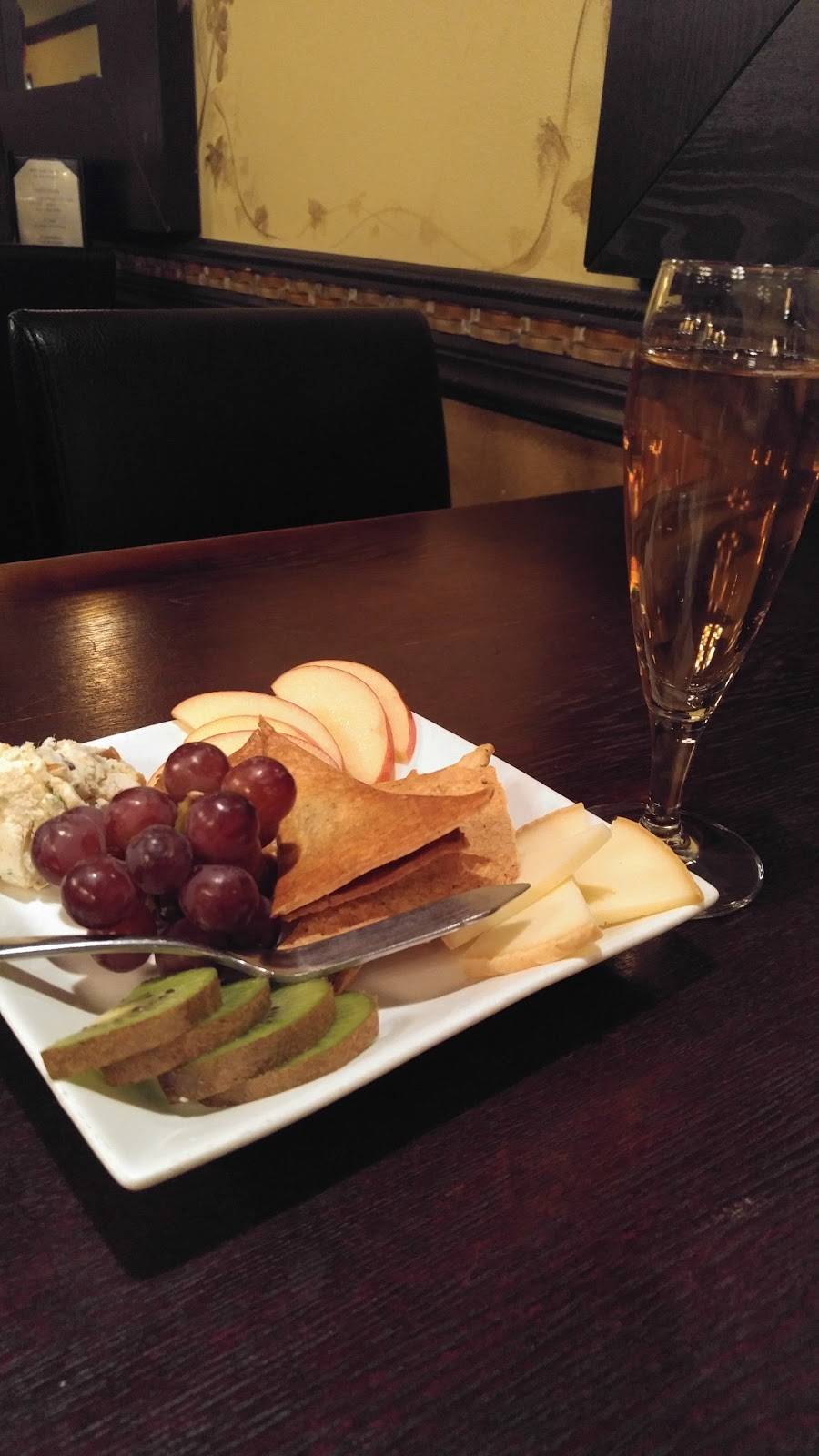 Pour dVino | night club | 741 W Lancaster Blvd, Lancaster, CA 93534, USA | 6617238466 OR +1 661-723-8466