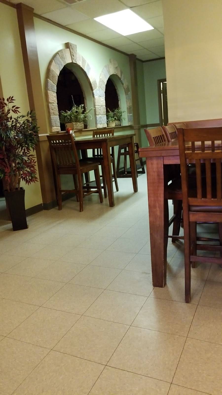 Giovannis Pizza | restaurant | 2374 Seipstown Rd, Fogelsville, PA 18051, USA | 6102856602 OR +1 610-285-6602