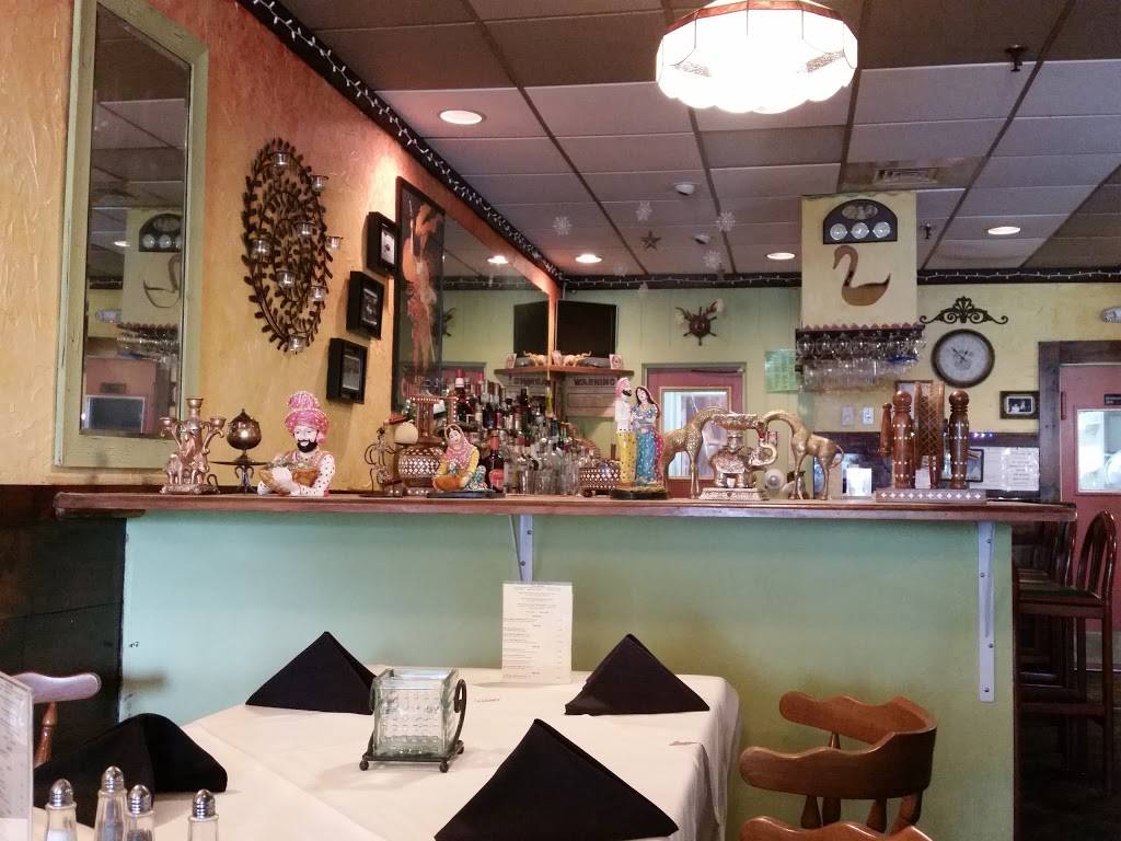 Golden Swan Indian Cuisine | restaurant | 323 Main St, Falmouth, MA 02540, USA | 5085406580 OR +1 508-540-6580