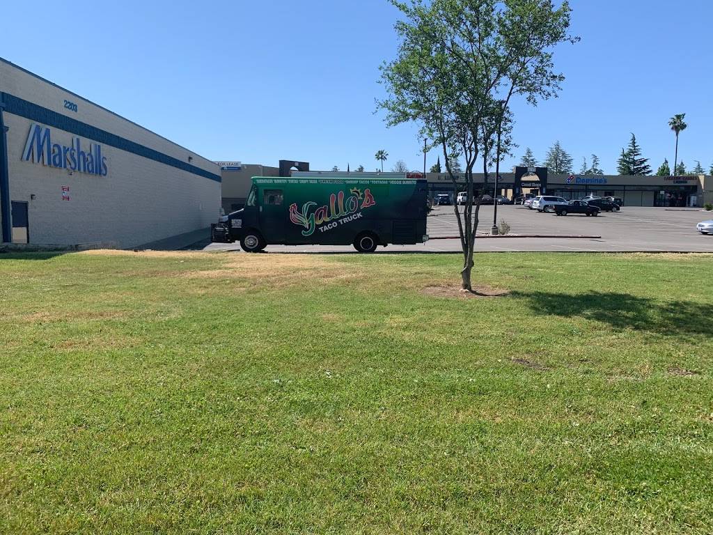 Gallos Taco Truck | restaurant | 2203 Grand Canal Blvd, Stockton, CA 95207, USA | 2094456260 OR +1 209-445-6260