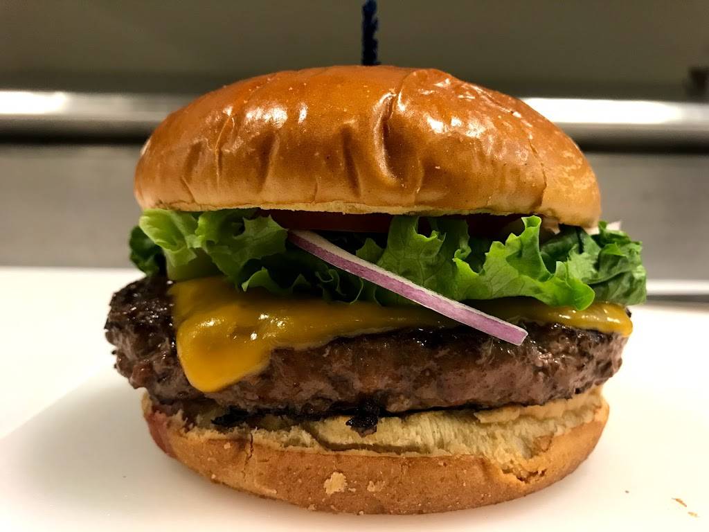 Manny’s Café | restaurant | 184 N Gary Ave, Carol Stream, IL 60188, USA | 6309492981 OR +1 630-949-2981