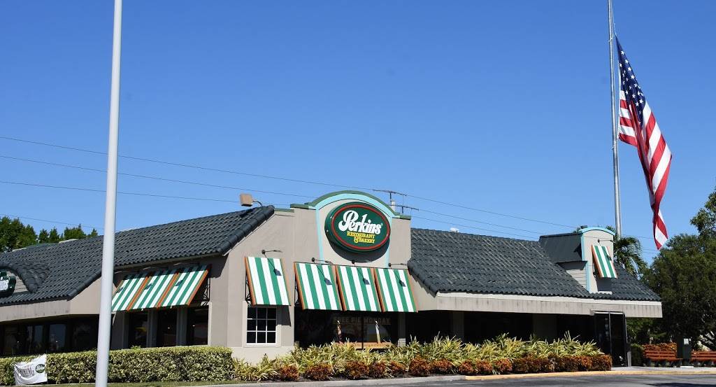 Perkins Restaurant & Bakery | restaurant | 11410 Summerlin Square Dr, Fort Myers Beach, FL 33931, USA | 2394662800 OR +1 239-466-2800