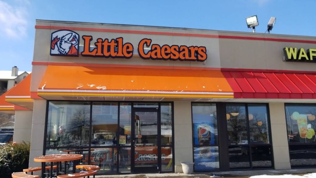 Little Caesars Pizza | meal takeaway | 3601 Walden Dr, Lexington, KY 40517, USA | 8592737300 OR +1 859-273-7300