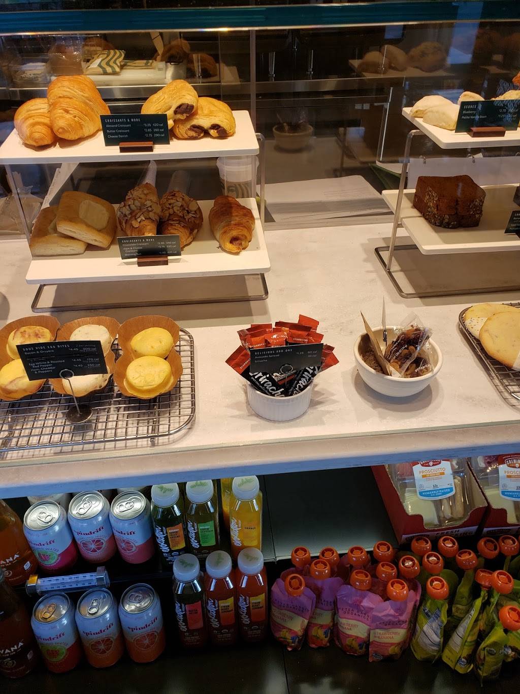 Starbucks | cafe | 433 W Sunshine St, Springfield, MO 65807, USA | 4178644387 OR +1 417-864-4387