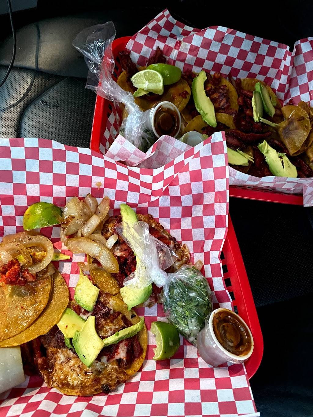 The Pistolero | restaurant | 820 Autumn Wood Dr, Houston, TX 77013, USA | 8324286409 OR +1 832-428-6409