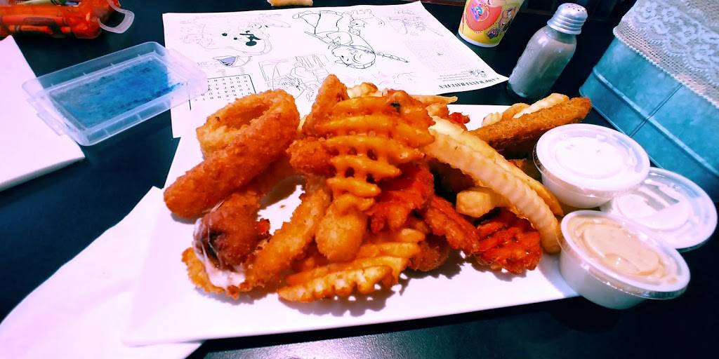 B&B Bowl Restaurant And Lounge | restaurant | 401 Kansas St NW, Preston, MN 55965, USA | 5077652522 OR +1 507-765-2522