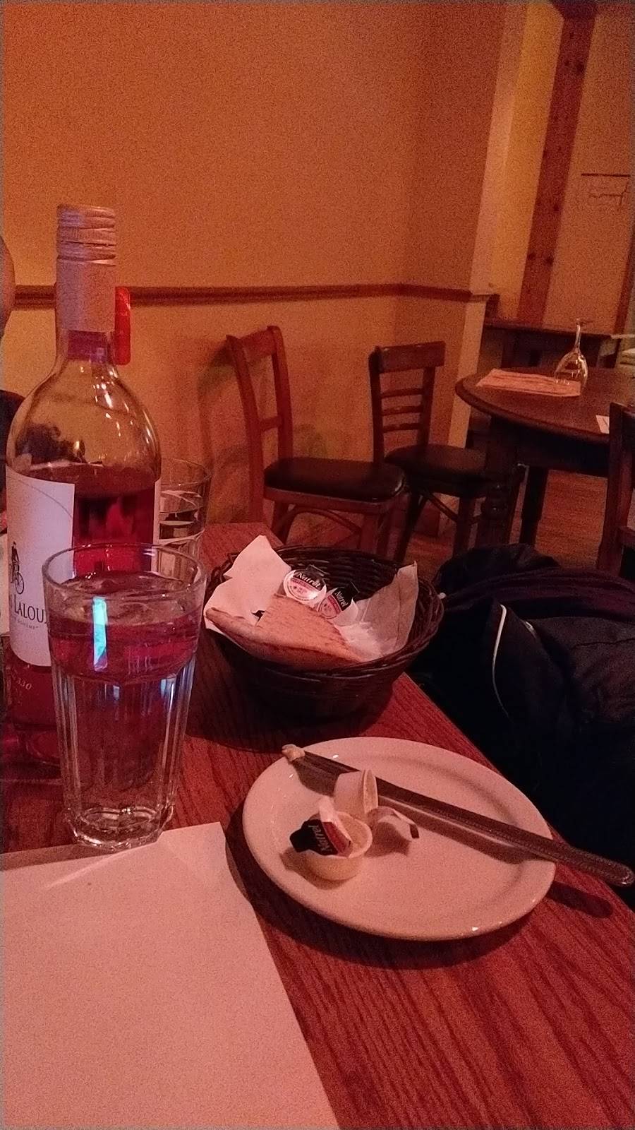 Mykonos | restaurant | 6 Rue Tourigny, Victoriaville, QC G6P 4C4, Canada | 8197525863 OR +1 819-752-5863