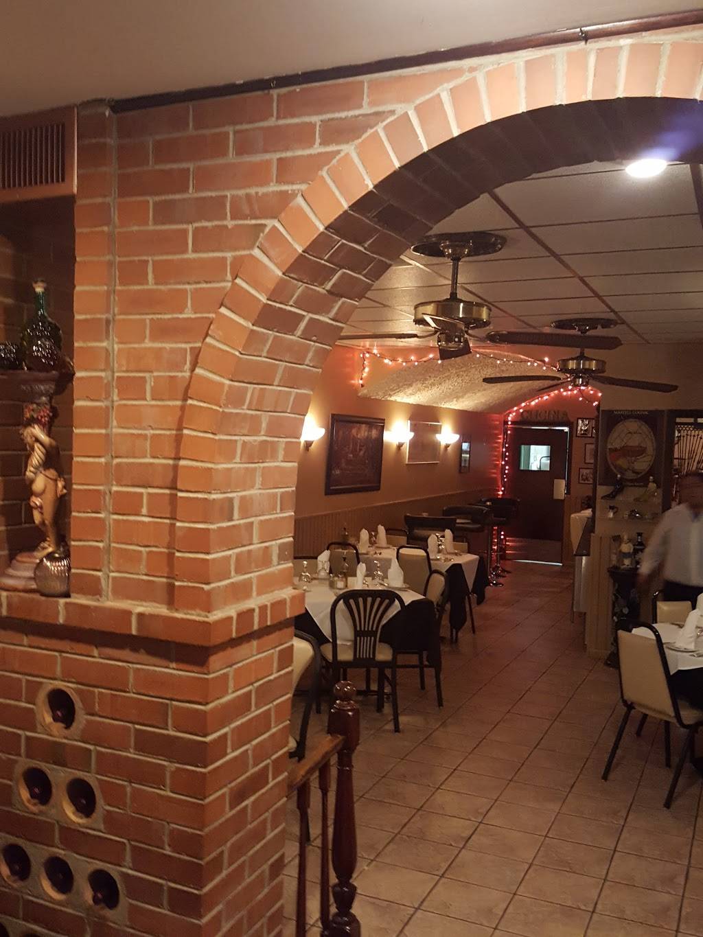 Marinella Italian Restaurant | restaurant | 548 Duane St, Glen Ellyn, IL 60137, USA | 6304697277 OR +1 630-469-7277