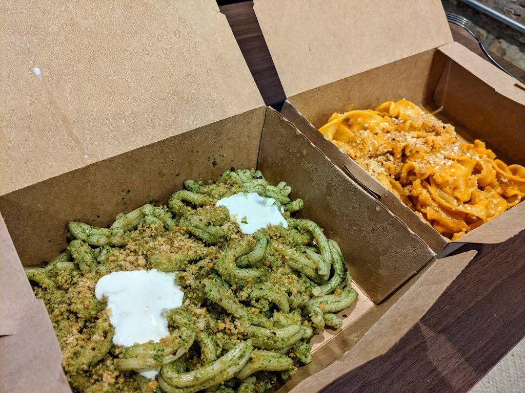 Flour Power | restaurant | 1642 W Chicago Ave, Chicago, IL 60622, USA | 3123633066 OR +1 312-363-3066