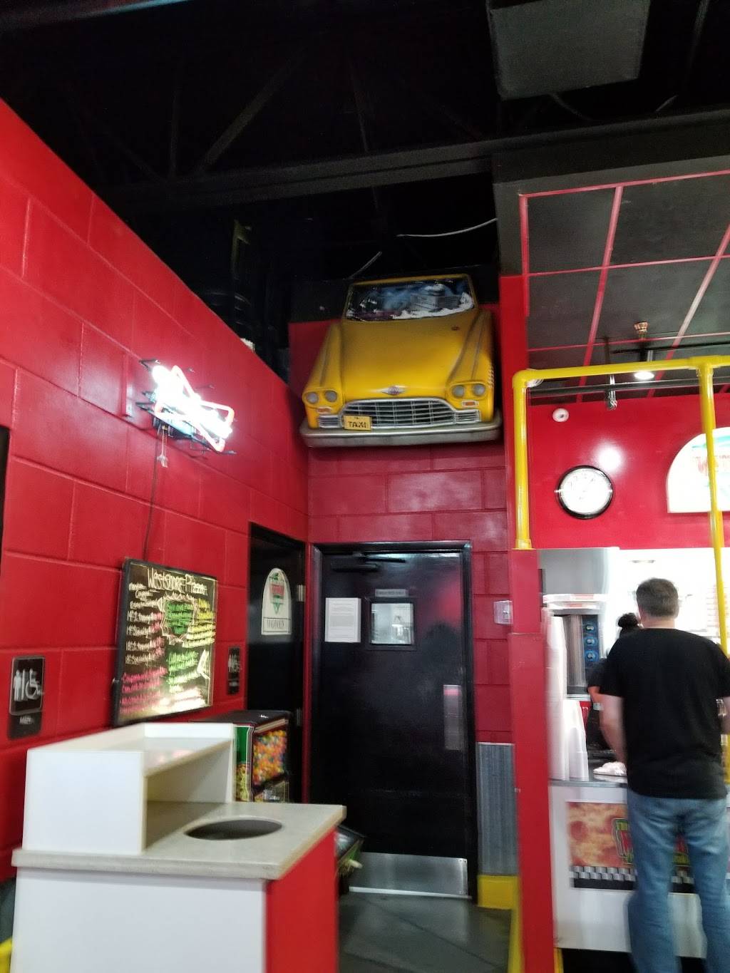 Westshore | restaurant | 10484 Roosevelt Blvd N, St. Petersburg, FL 33716, USA | 7275768272 OR +1 727-576-8272