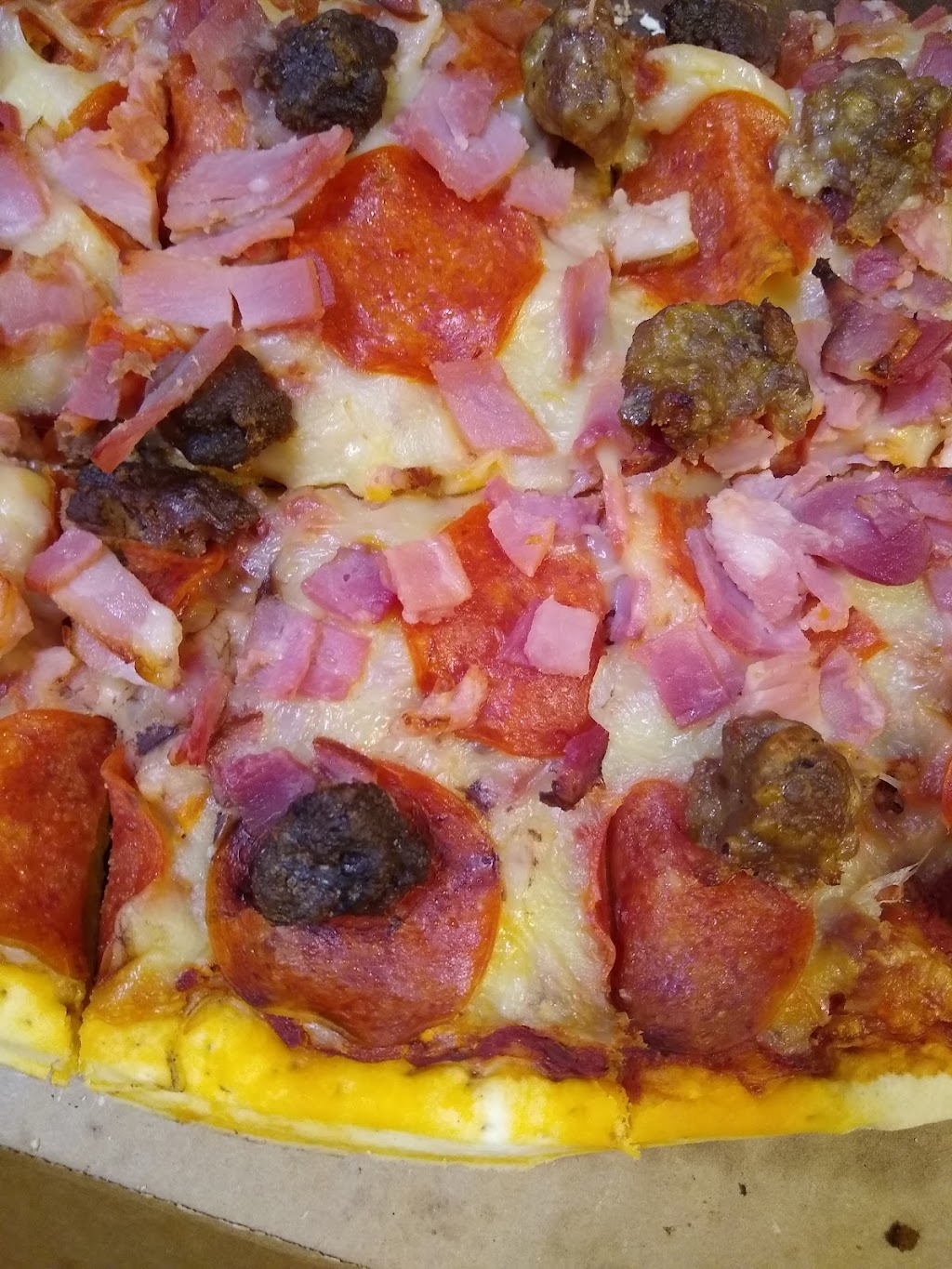 Loading Zone II | restaurant | 406 Calumet St, Lake Linden, MI 49945, USA | 9062968441 OR +1 906-296-8441