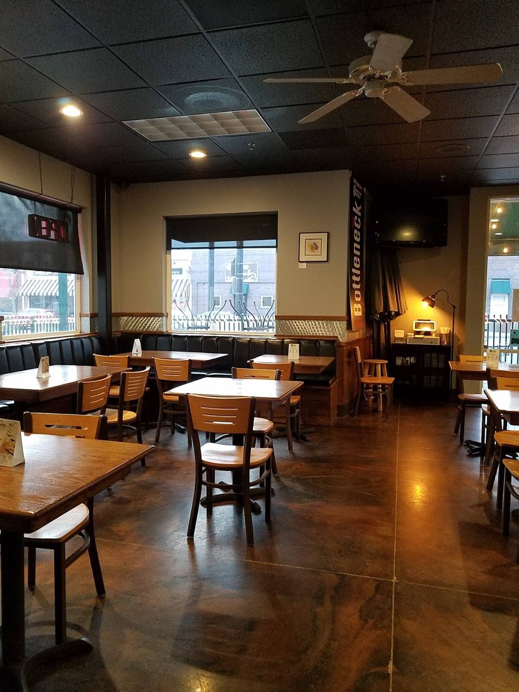 The Bottleneck Bistro | restaurant | 401 Clovis Ave #106, Clovis, CA 93612, USA | 5597654319 OR +1 559-765-4319