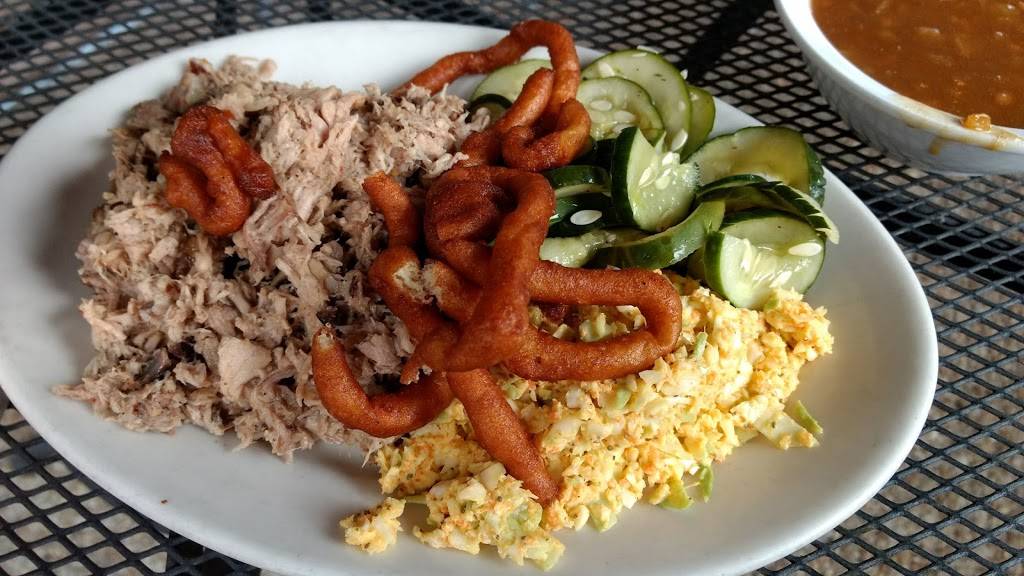 The Pig | restaurant | 630 Weaver Dairy Rd #101, Chapel Hill, NC 27514, USA | 9199421133 OR +1 919-942-1133