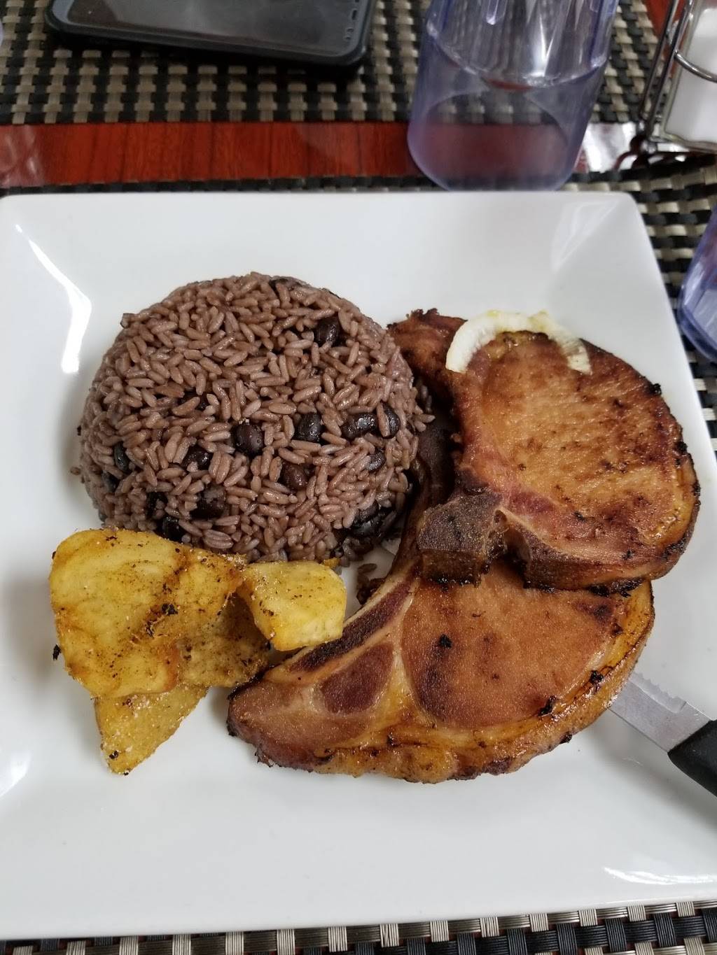 Tia Cacha Cafe | cafe | 7241 Coral Way, Miami, FL 33155, USA | 3052654999 OR +1 305-265-4999