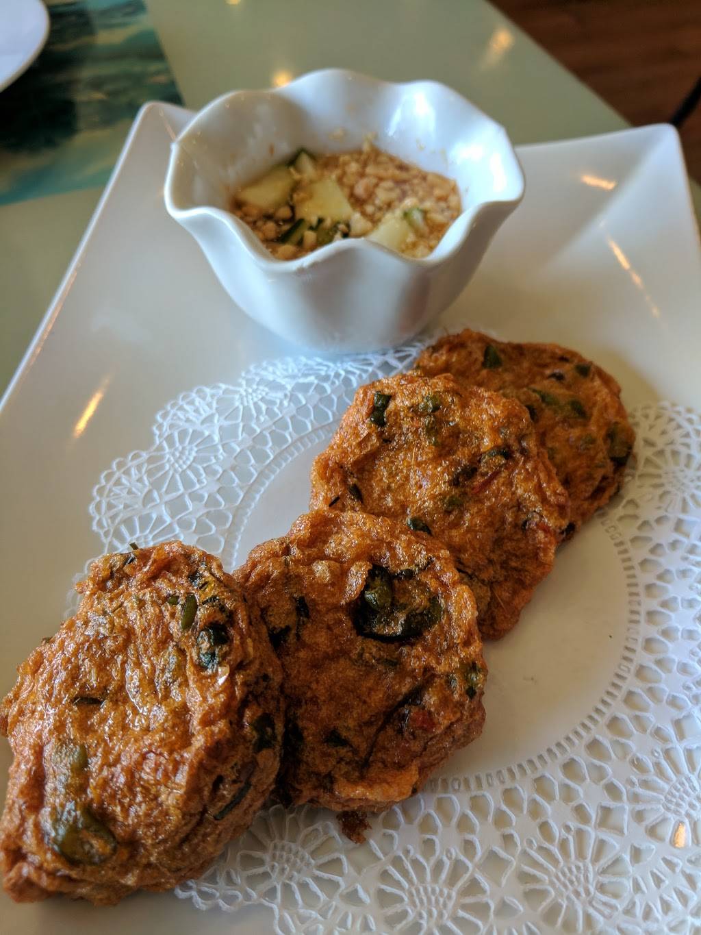 Ruang Khao | restaurant | 939 Bonifant St, Silver Spring, MD 20910, USA | 3015895341 OR +1 301-589-5341