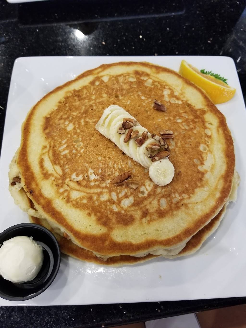 Kekes Breakfast Cafe | cafe | 13121 N Dale Mabry Hwy, Tampa, FL 33618, USA | 8139680005 OR +1 813-968-0005
