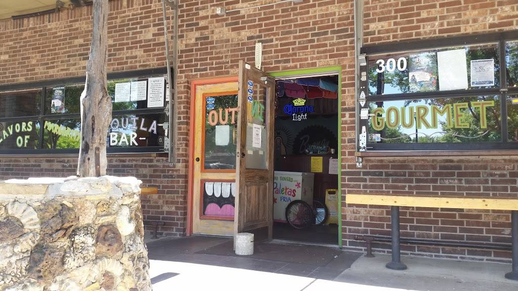 Tacos and Avocados | restaurant | 101 S Oak St # 300, Roanoke, TX 76262, USA | 8174914442 OR +1 817-491-4442