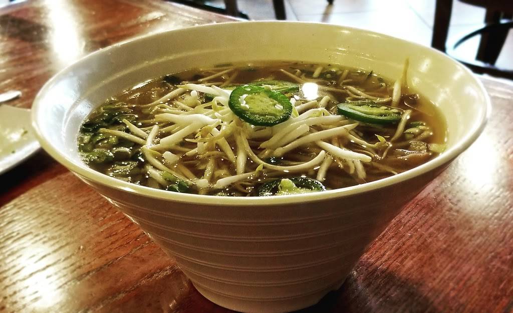 House of Pho | restaurant | 1004 W Golf Rd, Hoffman Estates, IL 60169, USA | 8478858680 OR +1 847-885-8680