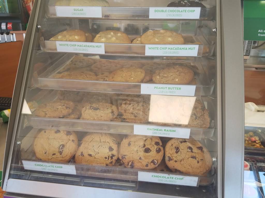 Subway Restaurants | restaurant | 243 W Northwest Hwy, Palatine, IL 60067, USA | 8474967859 OR +1 847-496-7859