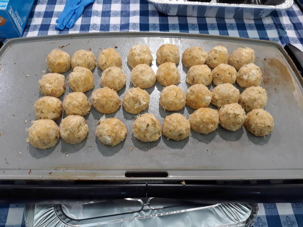 Wicks Seafood | restaurant | 3305 W 2nd St, Marcus Hook, PA 19061, USA | 6104945107 OR +1 610-494-5107