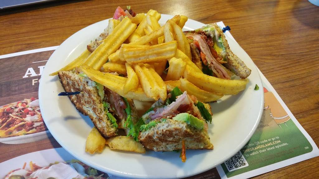 Dennys | restaurant | 875 Cochrane Rd, Morgan Hill, CA 95037, USA | 4087789187 OR +1 408-778-9187