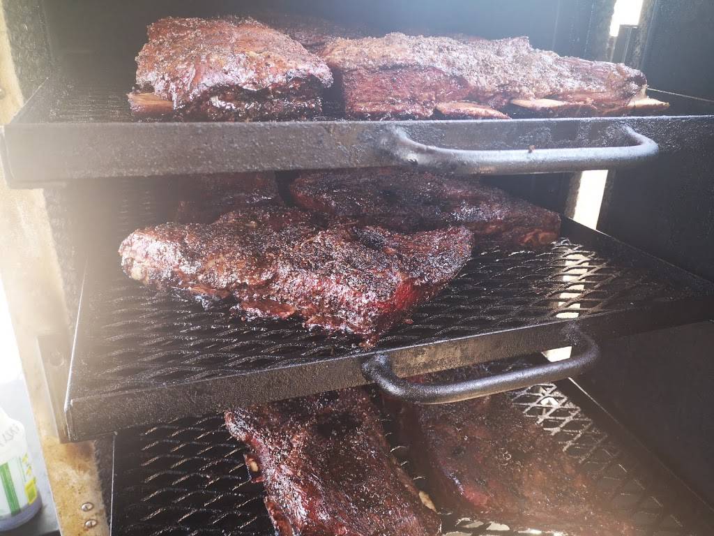 Chuckwagon BBQ foodtruck | restaurant | 2893 ON-28, Peterborough, ON K9J 6Y2, Canada | 7057604685 OR +1 705-760-4685