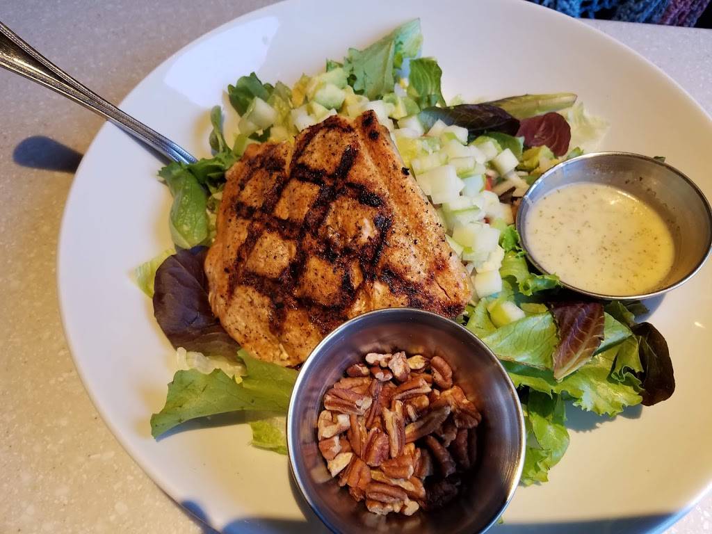 Firebirds Wood Fired Grill | restaurant | 211 Park Ave, Beachwood, OH 44122, USA | 2169109100 OR +1 216-910-9100