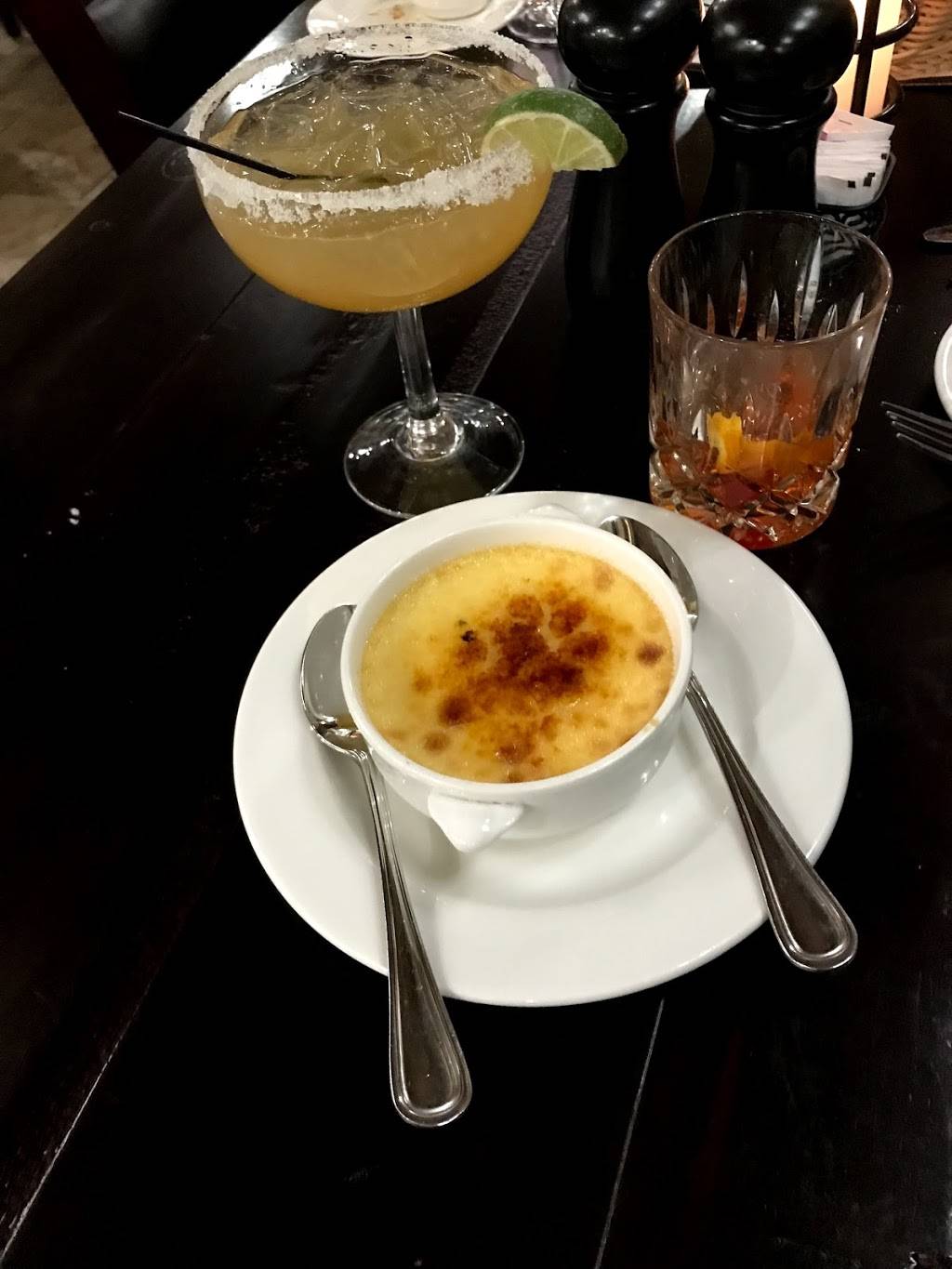 Benny’s Ristorante Italiano | restaurant | 17 S Main St, Temple, TX 76501, USA | 2547710169 OR +1 254-771-0169