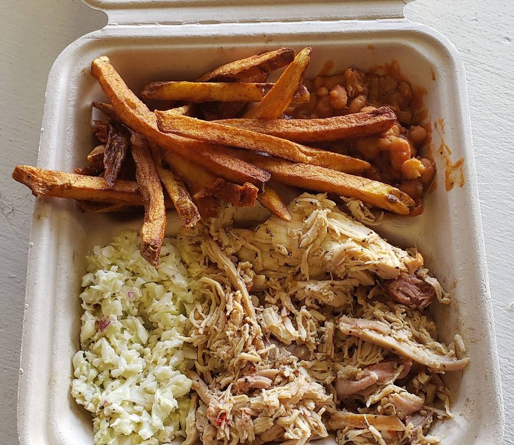 Daddy Bobs Barbeque | restaurant | 333 N Raleigh St E, Angier, NC 27501, USA | 9192759445 OR +1 919-275-9445