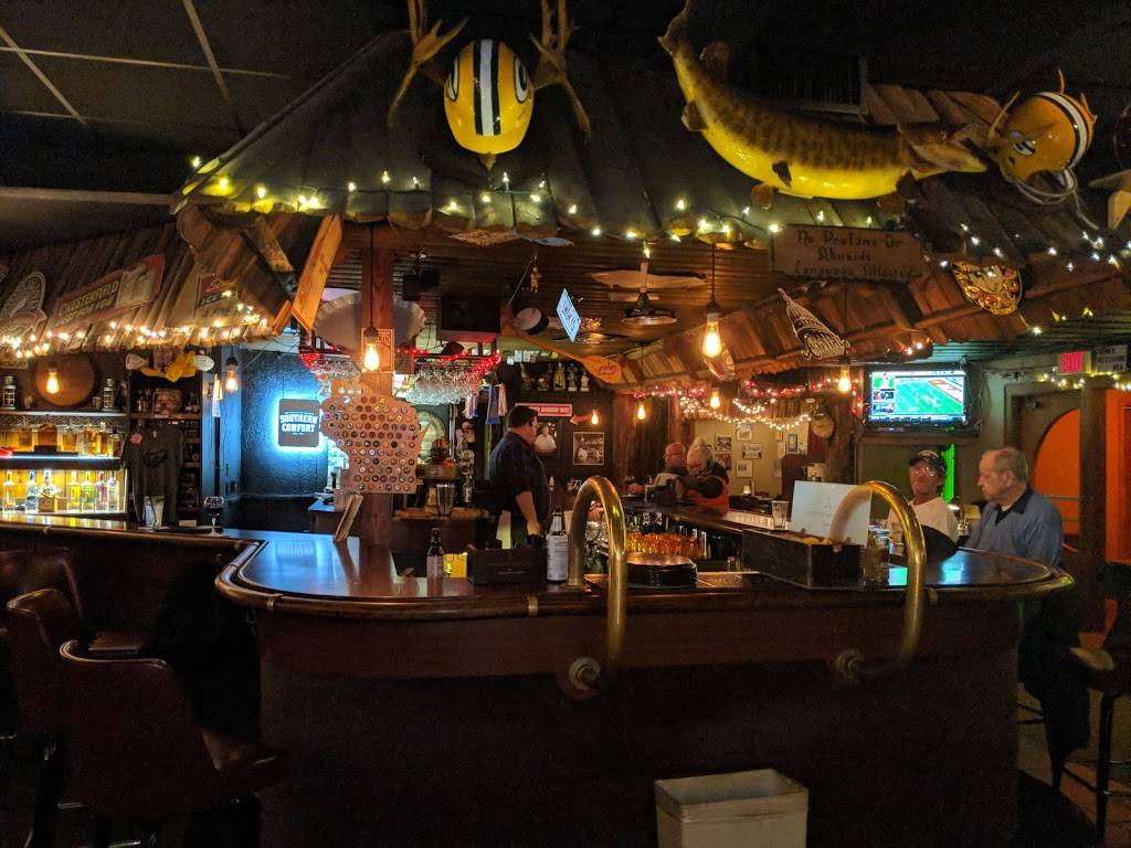 Smokys Club | restaurant | 3005 University Ave, Madison, WI 53705, USA | 6082332120 OR +1 608-233-2120