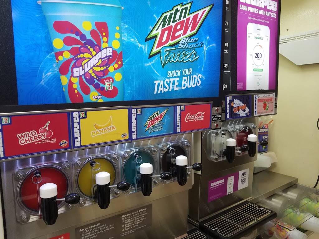 7-Eleven | bakery | 8531 Orcutt Ave, Hampton, VA 23605, USA | 7578269085 OR +1 757-826-9085